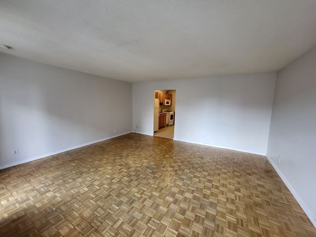 44 Washington St. 206, Brookline, MA 02445
