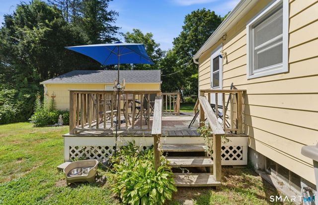 5 Blackwell Road, Old Lyme, CT 06371