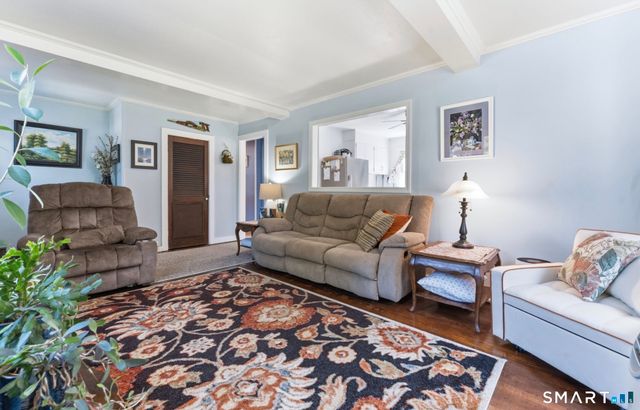 5 Blackwell Road, Old Lyme, CT 06371