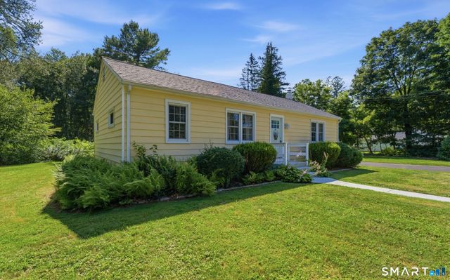 5 Blackwell Road, Old Lyme, CT 06371