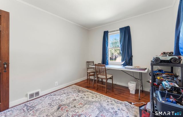5 Blackwell Road, Old Lyme, CT 06371