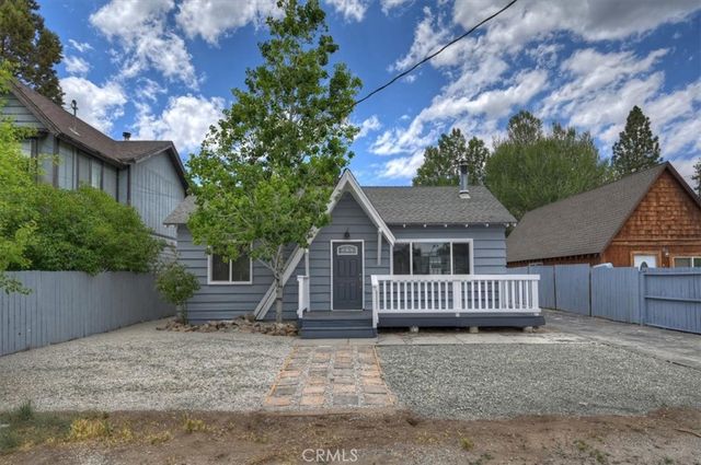 913 Sequoia Drive, Big Bear City, CA 92314