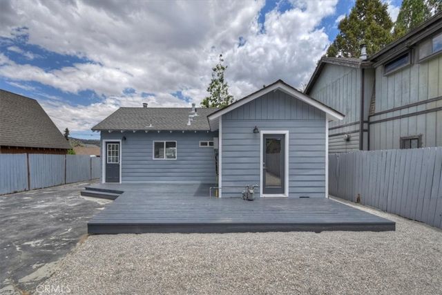 913 Sequoia Drive, Big Bear City, CA 92314