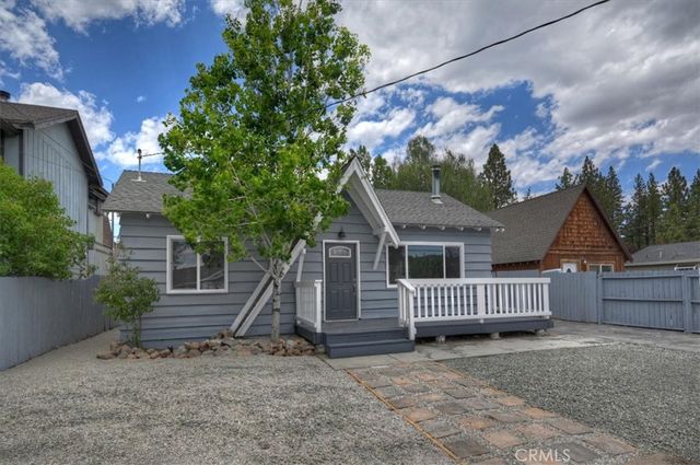 913 Sequoia Drive, Big Bear City, CA 92314