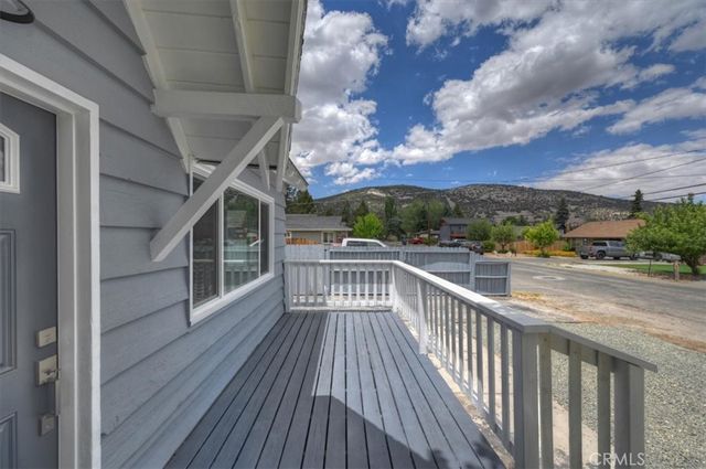 913 Sequoia Drive, Big Bear City, CA 92314