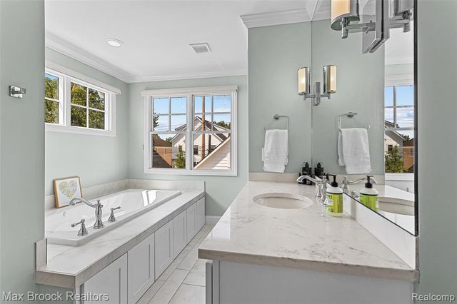 1840 Washington Boulevard, Birmingham, MI 48009