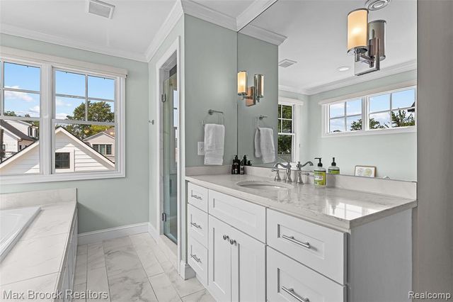 1840 Washington Boulevard, Birmingham, MI 48009