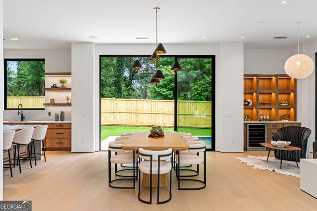 16 Bonnie Lane, Sandy Springs, GA 30328