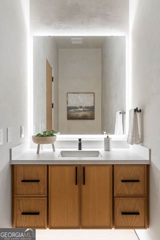 16 Bonnie Lane, Sandy Springs, GA 30328