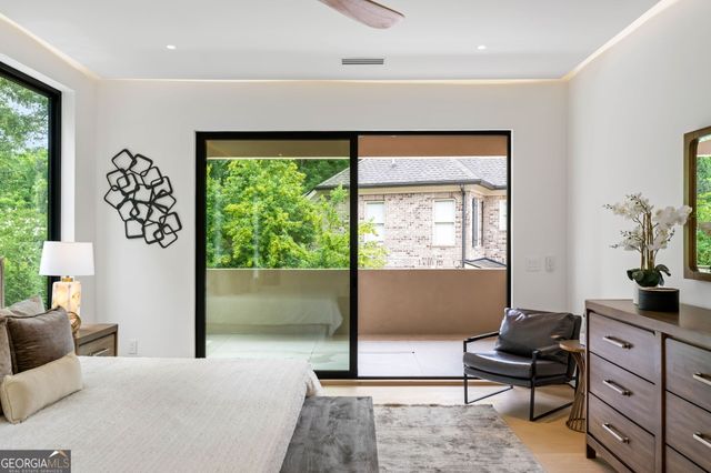 16 Bonnie Lane, Sandy Springs, GA 30328