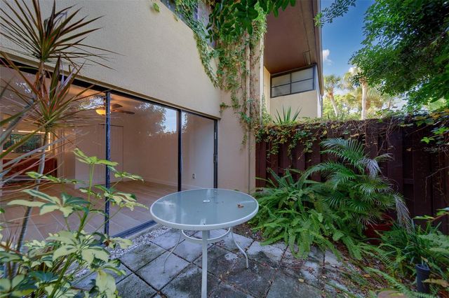 890 N VILLAGE DRIVE N 103, St Petersburg, FL 33716