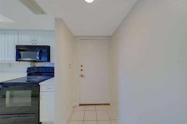 890 N VILLAGE DRIVE N 103, St Petersburg, FL 33716