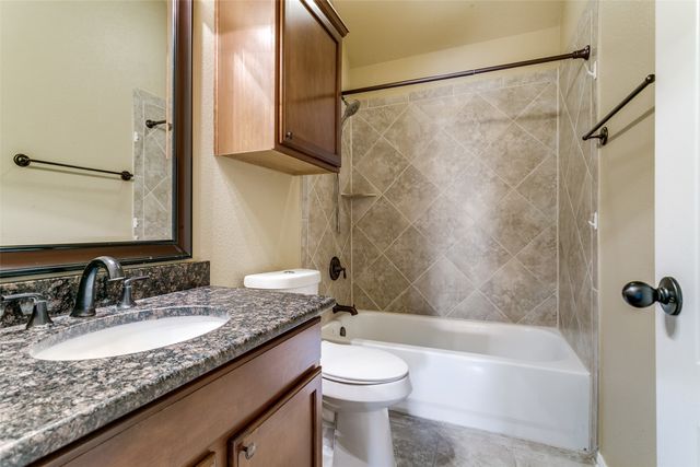 224 Wallington Way, Lewisville, TX 75067