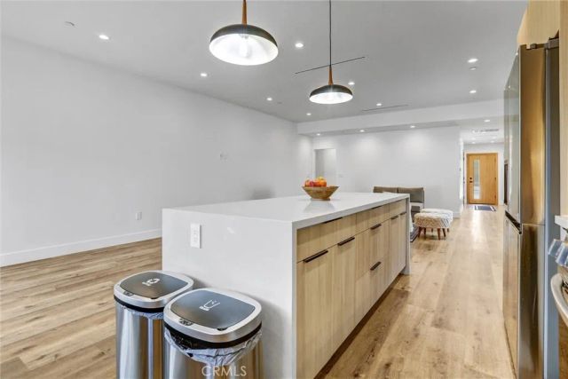 6900 Corbin Avenue, Reseda, CA 91335