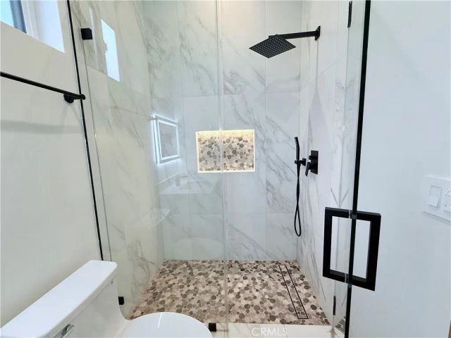 6900 Corbin Avenue, Reseda, CA 91335