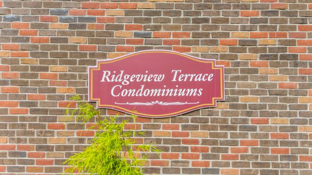 203 Kaynor Drive APT B, Waterbury, CT 06708