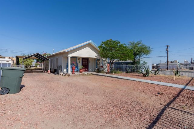 912 S 3 Ave, Yuma, AZ 85364