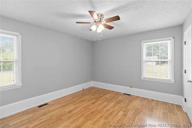 344 S 4th Street, St Pauls, NC 28384