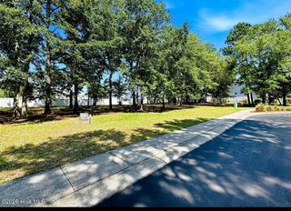 9162 W Bramshill Road SW, Calabash, NC 28467