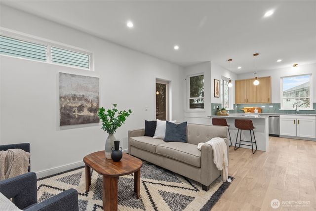 3550 S Dawson Street, Seattle, WA 98118