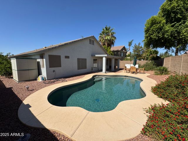 3250 E Ford Avenue, Gilbert, AZ 85234