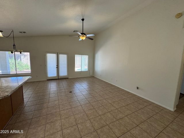 3250 E Ford Avenue, Gilbert, AZ 85234