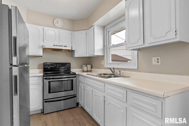 50 BIRCH Lane, Williamsville, IL 62639