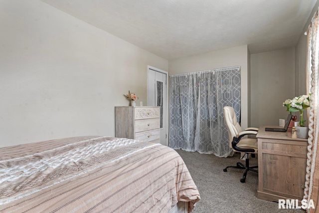 50 BIRCH Lane, Williamsville, IL 62639