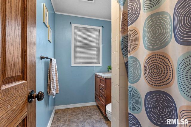 50 BIRCH Lane, Williamsville, IL 62639