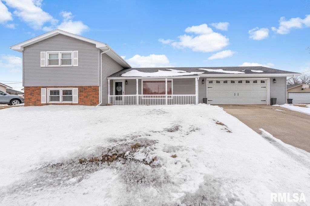 50 BIRCH Lane, Williamsville, IL 62639