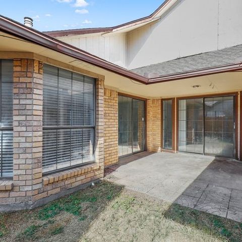 4045 Saint Christopher Lane, Dallas, TX 75287
