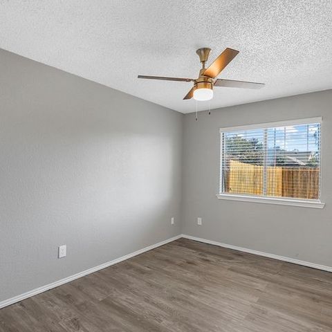 4045 Saint Christopher Lane, Dallas, TX 75287