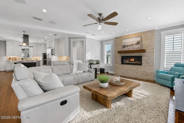 28 S 26TH Avenue, Jacksonville Beach, FL 32250