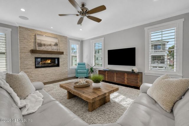 28 S 26TH Avenue, Jacksonville Beach, FL 32250