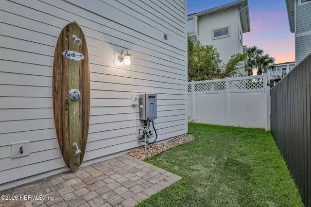 28 S 26TH Avenue, Jacksonville Beach, FL 32250
