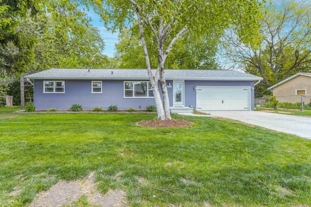 195 Amber Trail, Sun Prairie, WI 53590