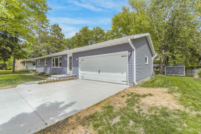 195 Amber Trail, Sun Prairie, WI 53590