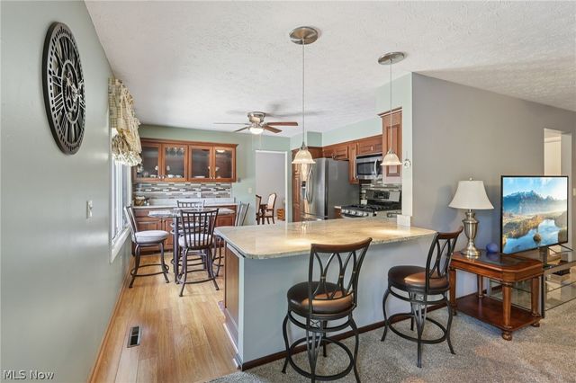 14784 Stone Creek Oval, Strongsville, OH 44149