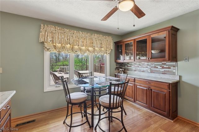 14784 Stone Creek Oval, Strongsville, OH 44149