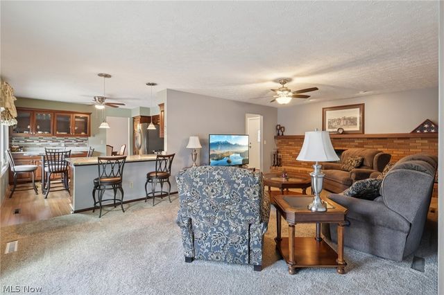 14784 Stone Creek Oval, Strongsville, OH 44149