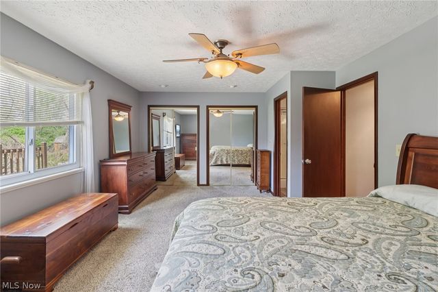 14784 Stone Creek Oval, Strongsville, OH 44149