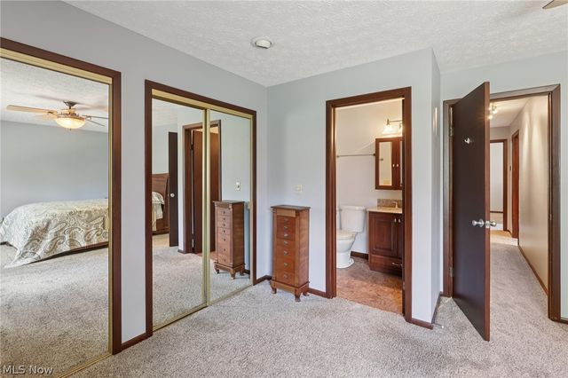 14784 Stone Creek Oval, Strongsville, OH 44149