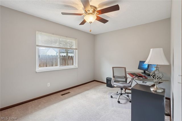 14784 Stone Creek Oval, Strongsville, OH 44149