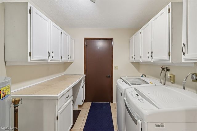 14784 Stone Creek Oval, Strongsville, OH 44149