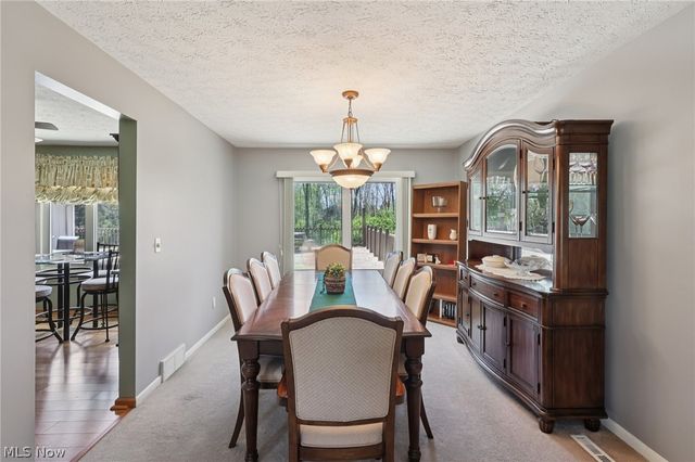 14784 Stone Creek Oval, Strongsville, OH 44149