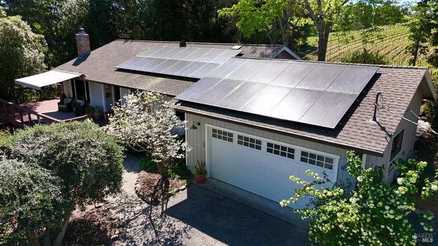 10463 Mill Station Rd, Sebastopol, CA 95472