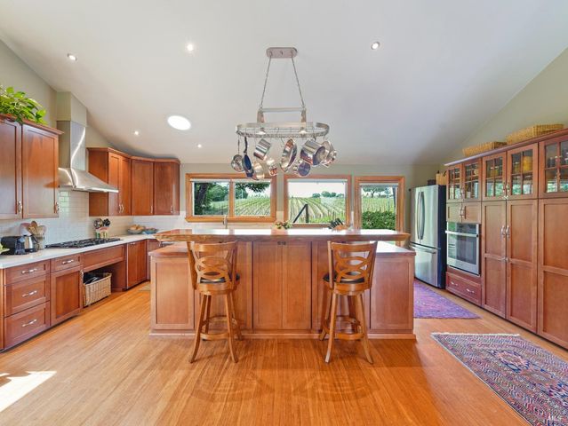 10463 Mill Station Rd, Sebastopol, CA 95472