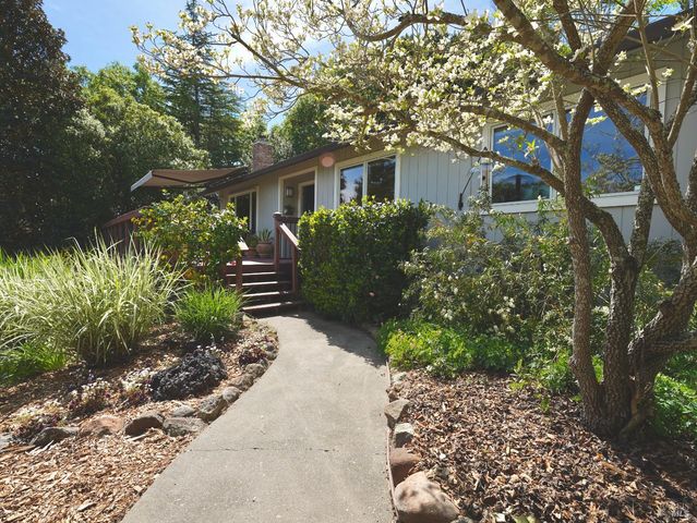 10463 Mill Station Rd, Sebastopol, CA 95472