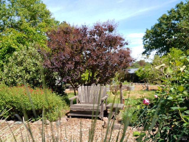 10463 Mill Station Rd, Sebastopol, CA 95472