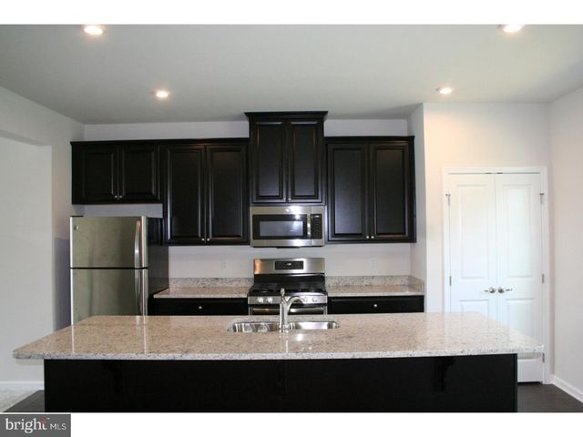 118 MERIDIAN LN, Sewell, NJ 08080